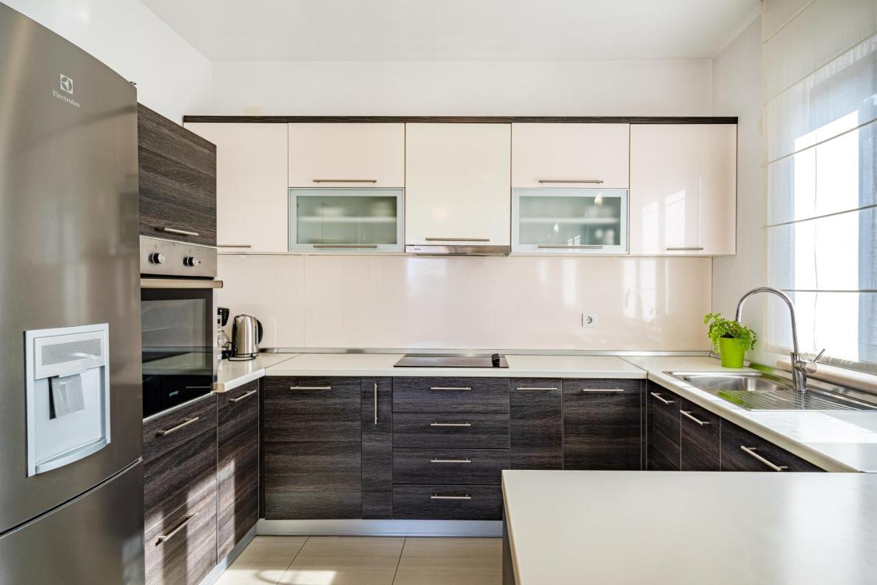 Apartman Eta ซาดาร์ ภายนอก รูปภาพ